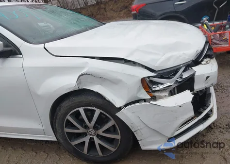 2017 Volkswagen Jetta 1.4T Se from USA, damaged, VIN 3VWDB7AJ8HM325027